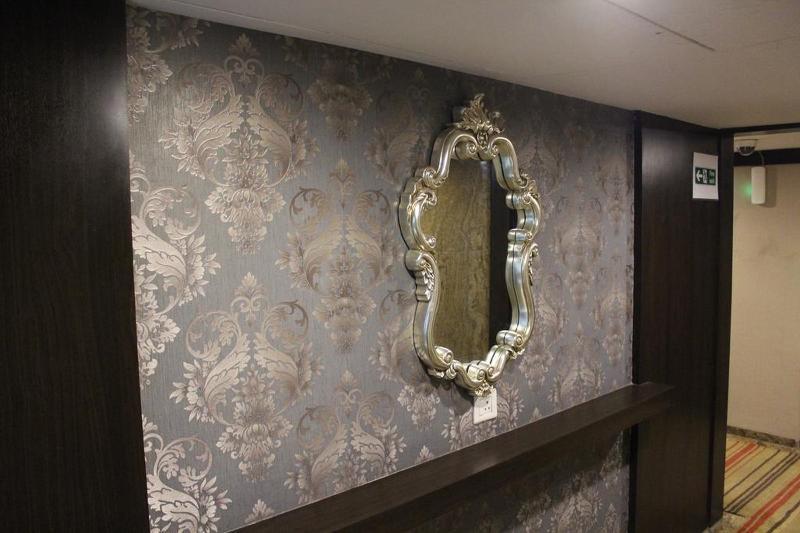 Hotel Siesta Hinjewadi Пюн Екстериор снимка